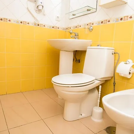 Tilos Apartamento *