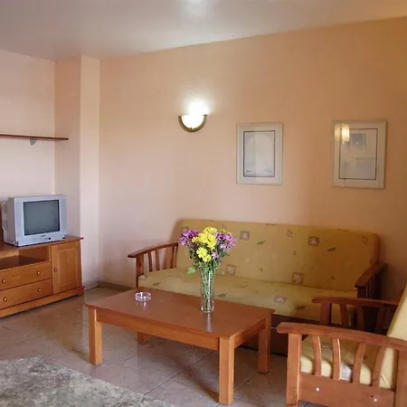 Tilos Apartamento *
